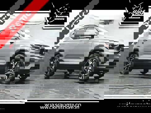 New 2025 Volvo XC40 B5 Core image 42