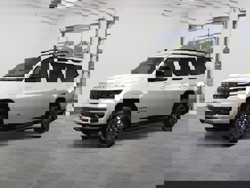 New 2025 Jeep Wagoneer L Series II image 2