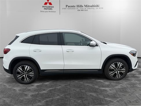 Used 2025 Mercedes-Benz GLA 250 image 4