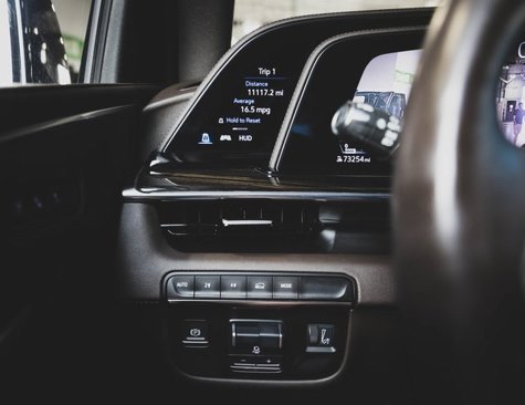 Used 2022 Cadillac Escalade Sport w/ LPO, ONYX Package image 15