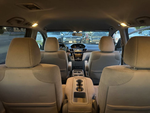 Used 2015 Honda Odyssey EX image 17