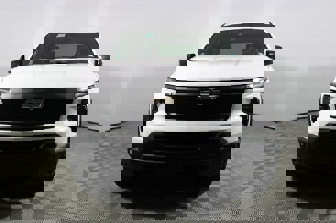 Used 2024 Chevrolet Silverado EV W/T image 2
