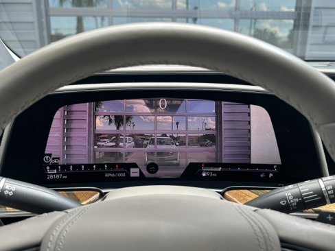 Used 2021 Cadillac Escalade ESV Premium Luxury Platinum image 39