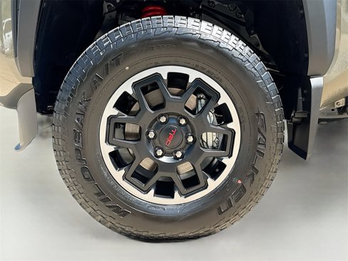 New 2025 Toyota Tacoma TRD Off-Road image 32