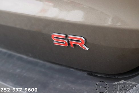 Used 2025 Nissan Kicks SR image 8