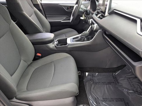 Used 2025 Toyota RAV4 LE image 18