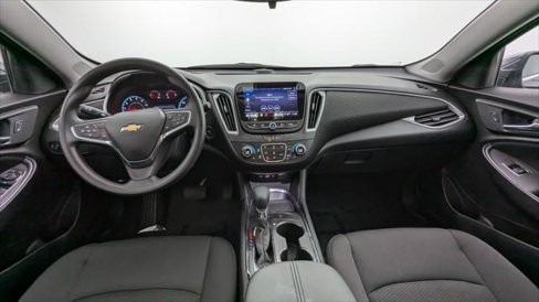 Used 2025 Chevrolet Malibu LT image 26