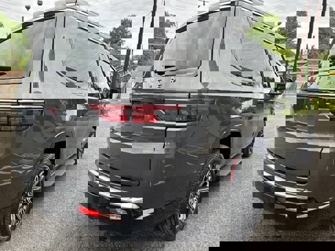 New 2024 Jeep Wagoneer L 4WD w/ Premium Group I image 6