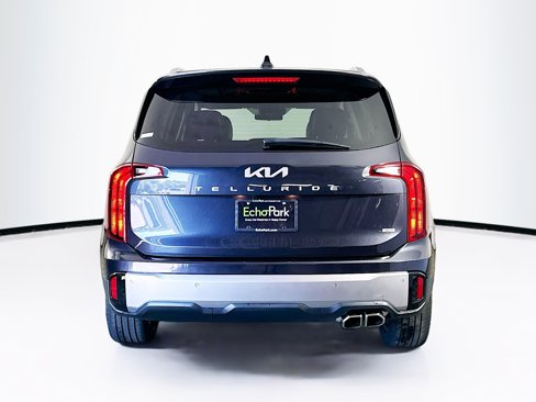 Used 2025 Kia Telluride S image 7