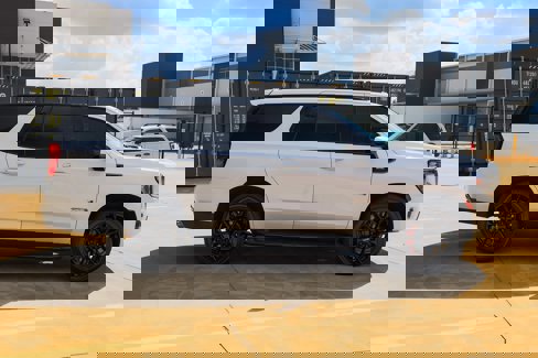 Used 2022 GMC Yukon AT4 w/ Max Trailering Package image 18