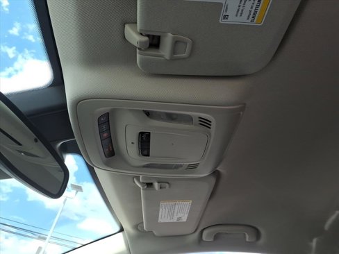 Certified 2022 Buick Envision Preferred w/ Safety Package image 33