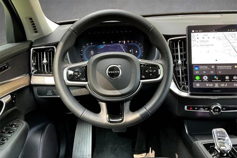 Certified 2025 Volvo XC90 B5 Core w/ Climate Package image 8