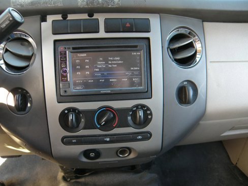 Used 2007 Ford Expedition XLT image 10