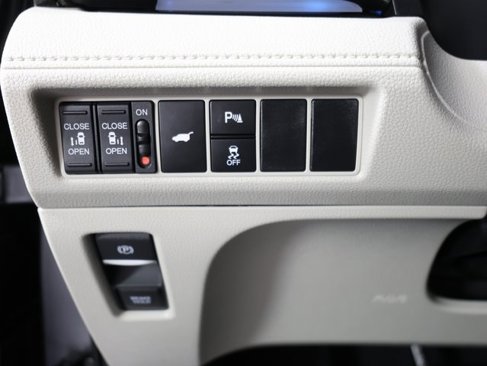 New 2026 Honda Odyssey Touring image 20