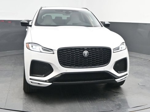 New 2026 Jaguar F-PACE R-Dynamic S image 2