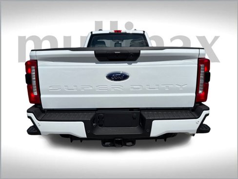 New 2025 Ford F350 4x4 Regular Cab Super Duty image 11