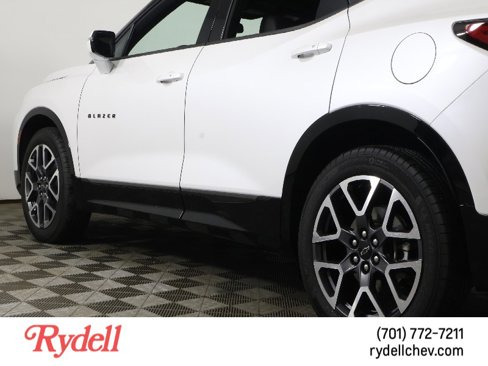 Certified 2025 Chevrolet Blazer RS w/ Enhanced Convenience Package image 8