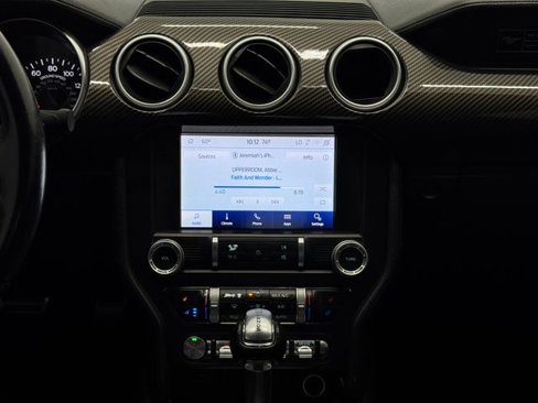 Used 2020 Ford Mustang GT Premium image 4