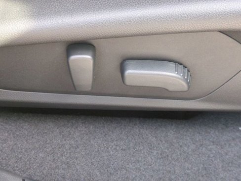 New 2025 Subaru Forester Limited image 41