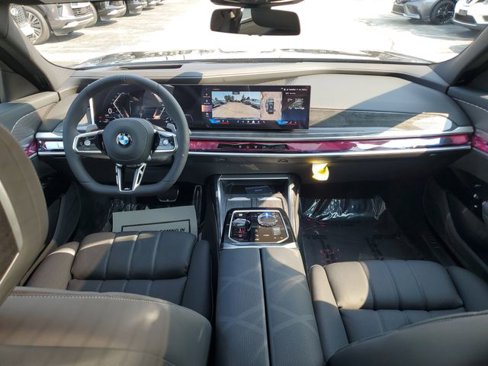 New 2025 BMW 760i xDrive image 18