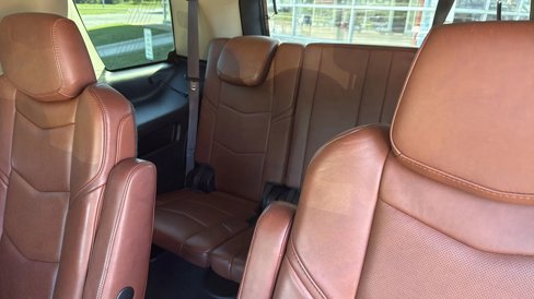 Used 2015 Cadillac Escalade Premium image 9