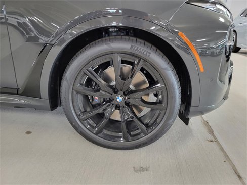 New 2026 BMW X7 xDrive40i w/ M Sport Package image 4