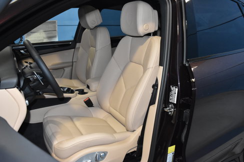 New 2026 Porsche Macan image 5
