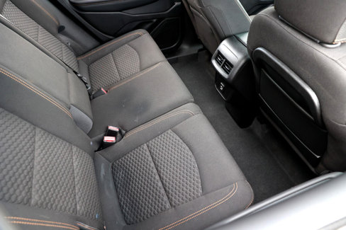 Used 2018 GMC Terrain SLE w/ Driver Convenience Package image 12