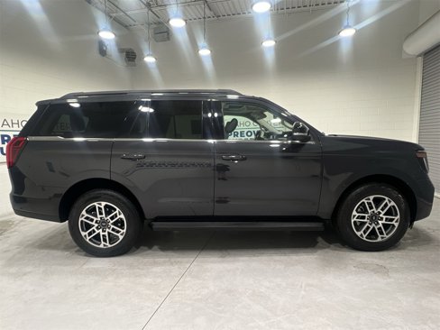 Used 2025 Ford Expedition Active image 9