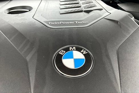 Used 2024 BMW 330i Sedan image 45