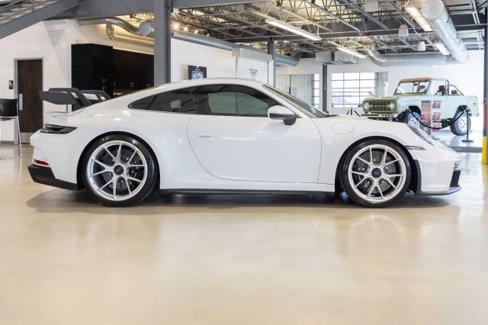 Used 2022 Porsche 911 GT3 image 4