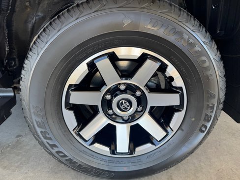 Used 2024 Toyota 4Runner TRD Off-Road Premium image 41