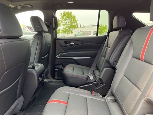 New 2026 Chevrolet Traverse RS w/ LPO, Floor Liner Package image 14