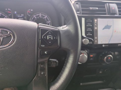Used 2024 Toyota 4Runner TRD Off-Road Premium image 27