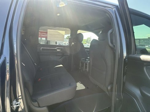 New 2026 RAM 1500 4x4 Crew Cab image 15