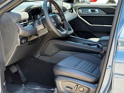 New 2025 Ford Explorer ST-Line w/ Premium Package image 6