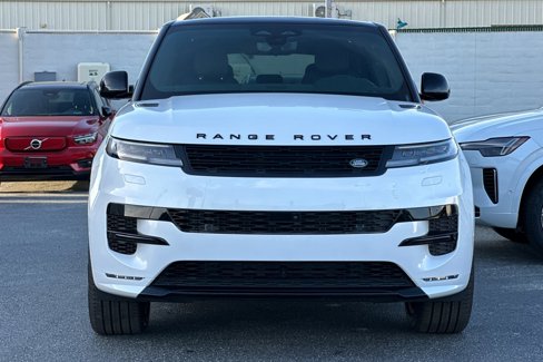 New 2025 Land Rover Range Rover Sport Dynamic SE image 8