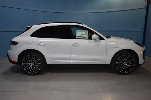 New 2026 Porsche Macan image 21