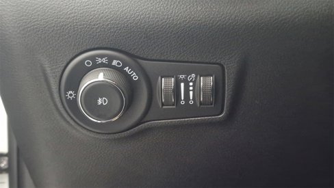 Used 2024 Jeep Compass Latitude image 23
