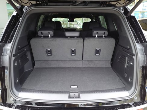 New 2024 GMC Acadia Denali w/ Super Cruise Package image 9