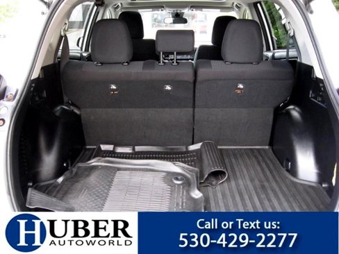 Used 2018 Toyota RAV4 XLE image 12