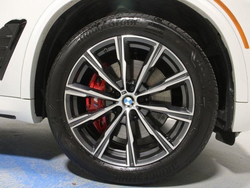Certified 2025 BMW X5 xDrive40i w/ M Sport Package image 29
