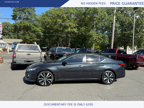 Used 2021 Nissan Altima 2.5 SV image 2