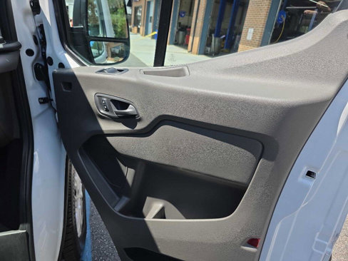 Used 2023 Ford Transit 350 XLT image 25