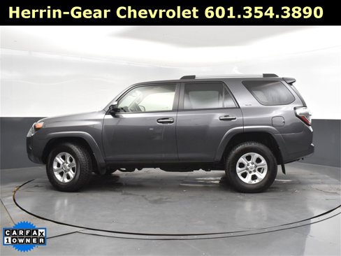 Used 2023 Toyota 4Runner SR5 image 4