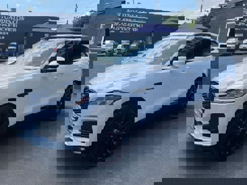 Used 2023 Jaguar F-PACE S image 12
