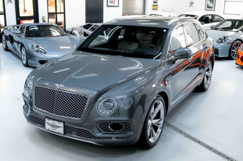 Used 2018 Bentley Bentayga image 21