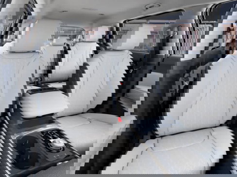 New 2026 Kia Carnival EX image 15