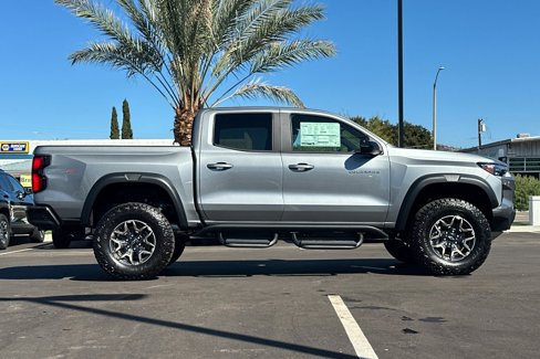 New 2026 Chevrolet Colorado ZR2 image 3