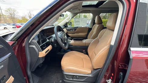 New 2025 INFINITI QX80 Luxe image 7